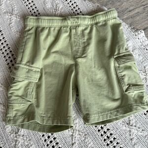 Tommy Bahama Green Cargo Shorts with Elastic Waistband